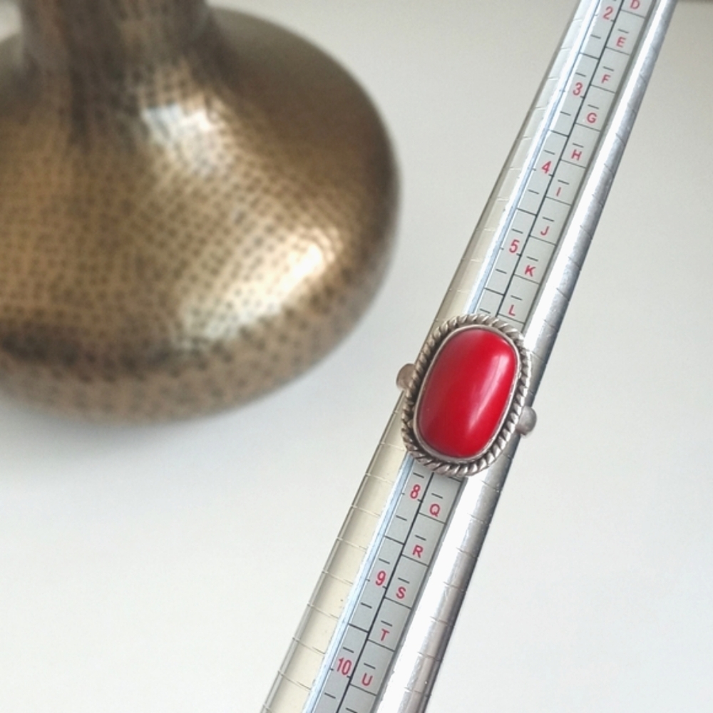Vintage Red Coral Gemstone 925 Sterling Silver Ring from India Size 7 - Picture 2 of 16